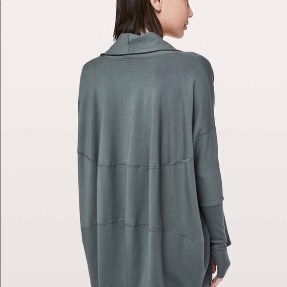 lululemon athletica Other - Lululemon back in action wrap